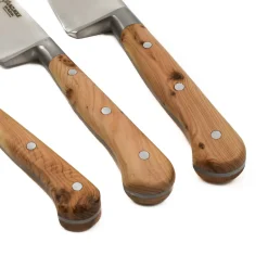 Laguiole en Aubrac Set of 3 Classic Knives in Oak Box, Juniper Sale