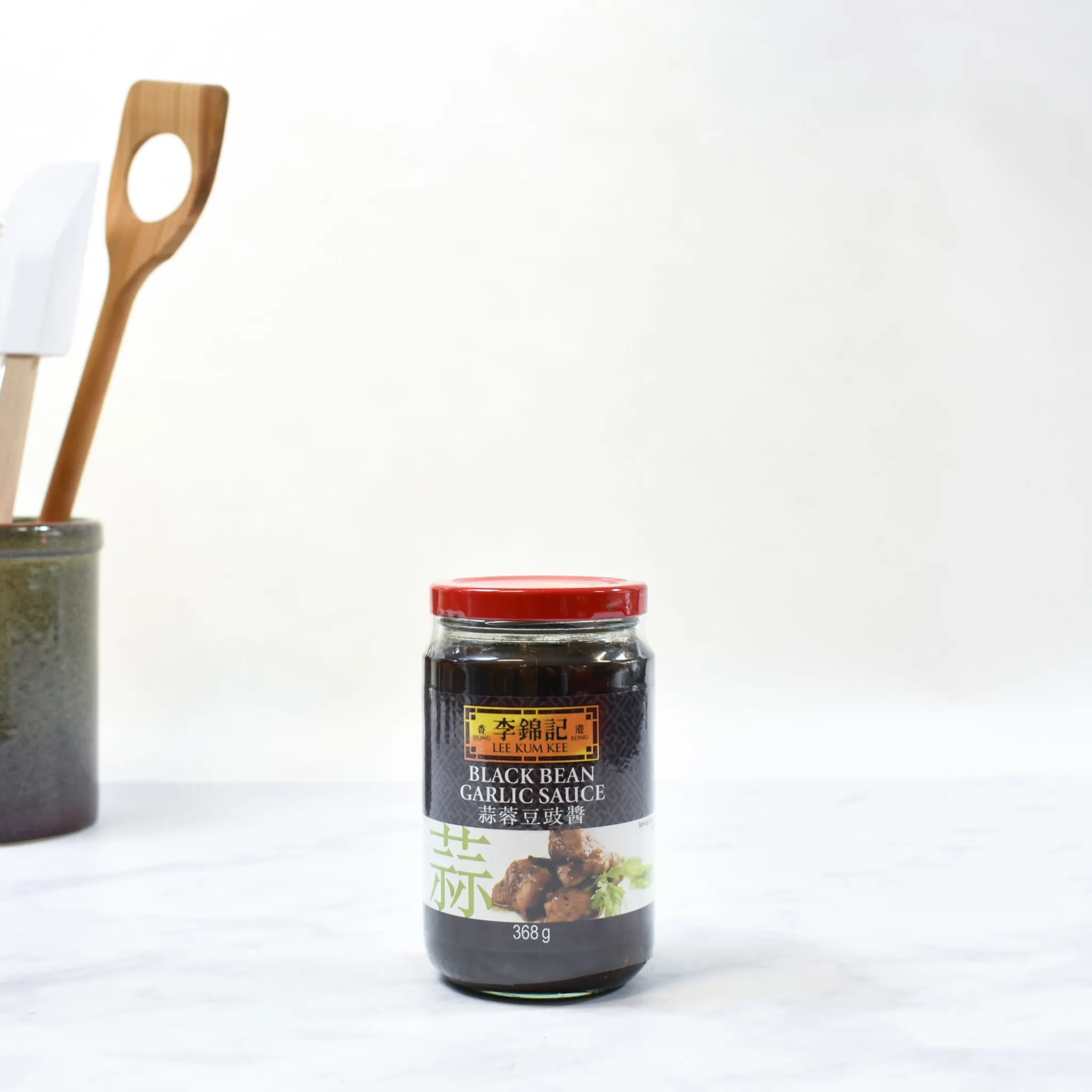 Lee Kum Kee Black Bean Sauce With Garlic, 368g Best