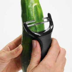 OXO Good Grips Y Peeler Hot