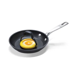 Dreamfarm Set of 2 Yellow Flegg Silicone Egg Rings Clearance