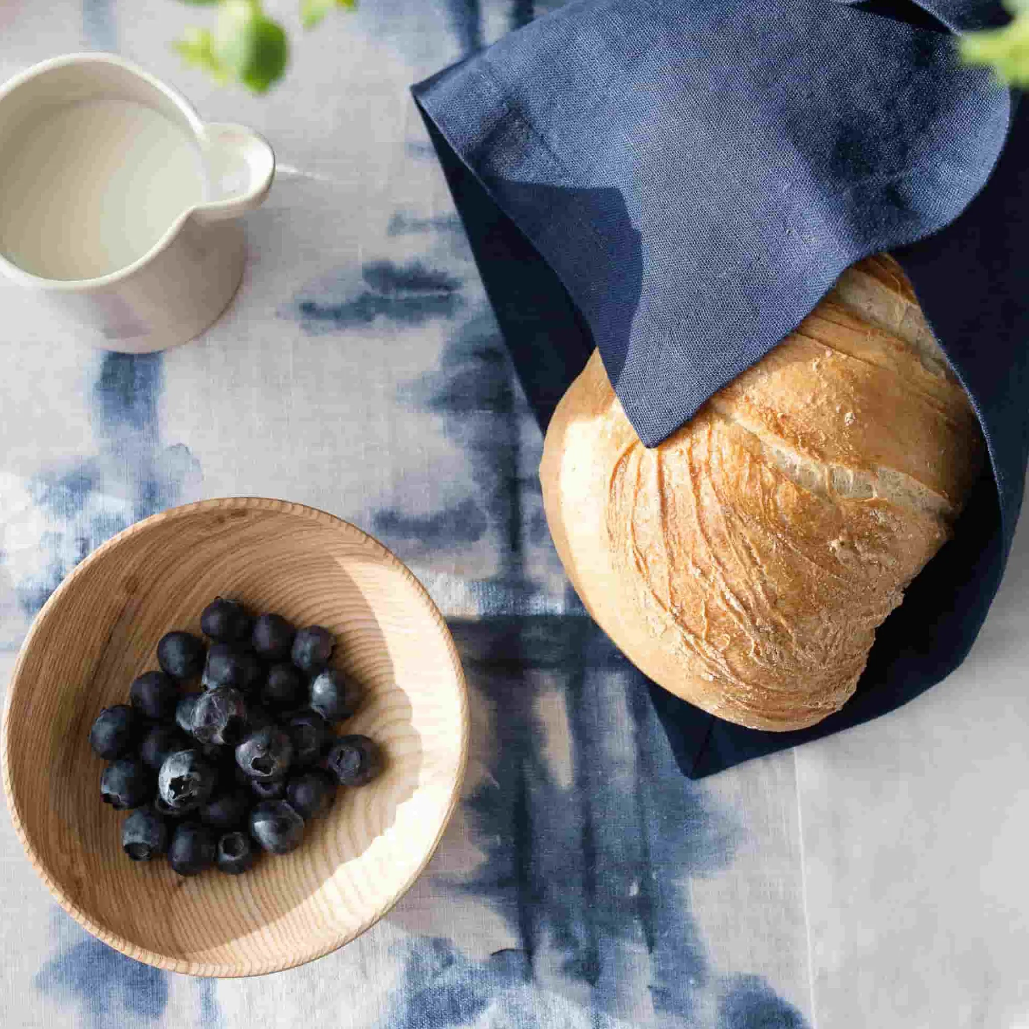 Linen Tales Set of 2 Navy Linen Napkins Hot